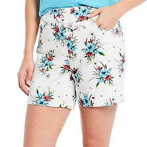 NWT  Tropical Mid Rise Shorts Size 8 Petite